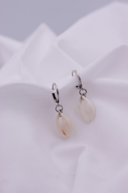Hanging shell silver σκουλαρίκια