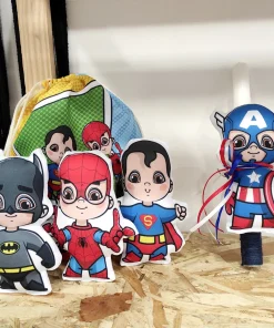 Σετ λαμπαδα με υφασμάτινα μαξιλαροκουκλάκια super heroes και ίδιο σακίδιο πλάτης