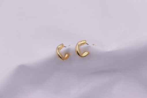 Half moon gold