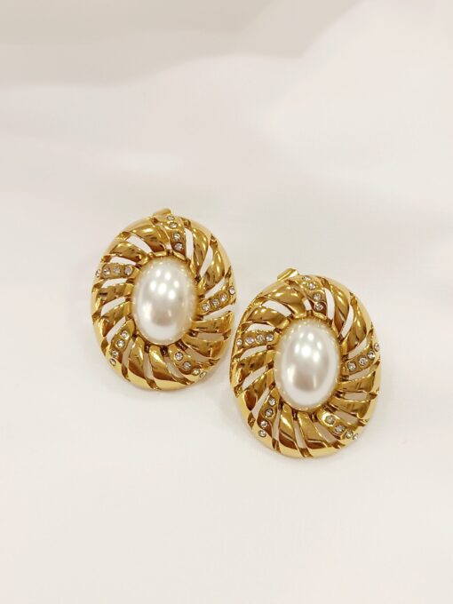 Crystal pearl gold