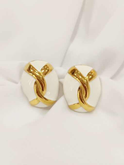 Rugby white gold