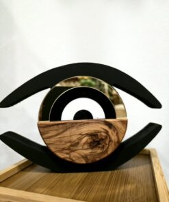 Γούρι 2026 μάτι περίγραμμα από ξύλο ελιάς επιτραπέζιο