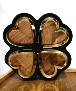 Γούρι 2026 τριφύλλι τετράφυλλο από ξύλο ελιάς επιτραπέζιο